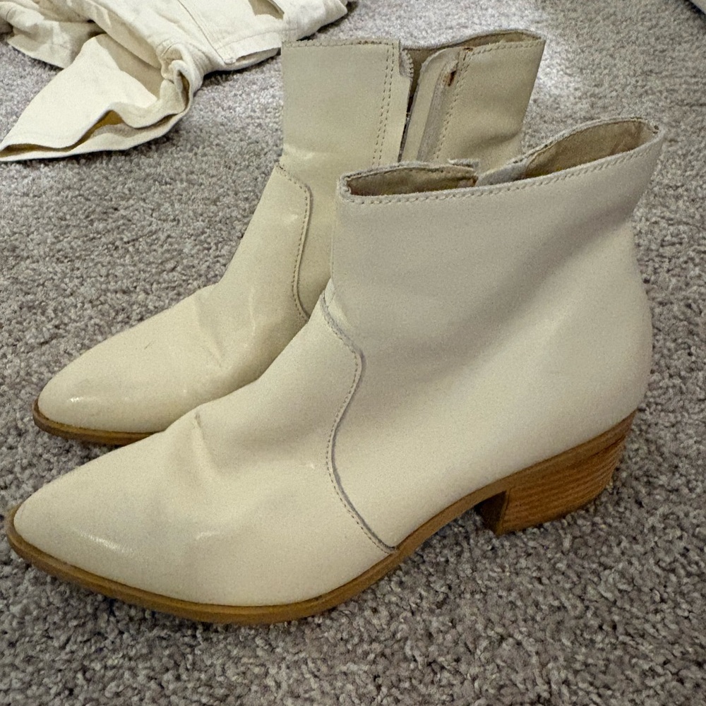 Dolce Vita Cream Pointed Toe Ankle Boots